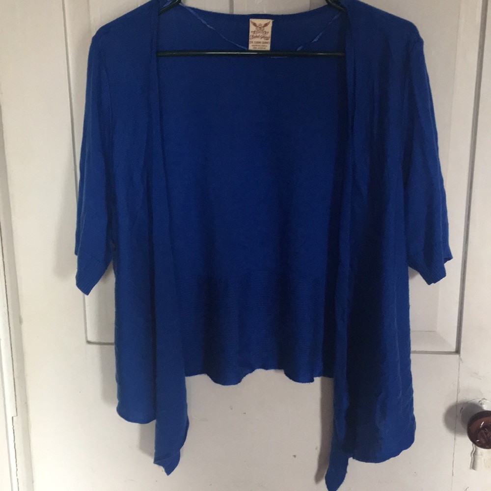 Short sleeve wrap